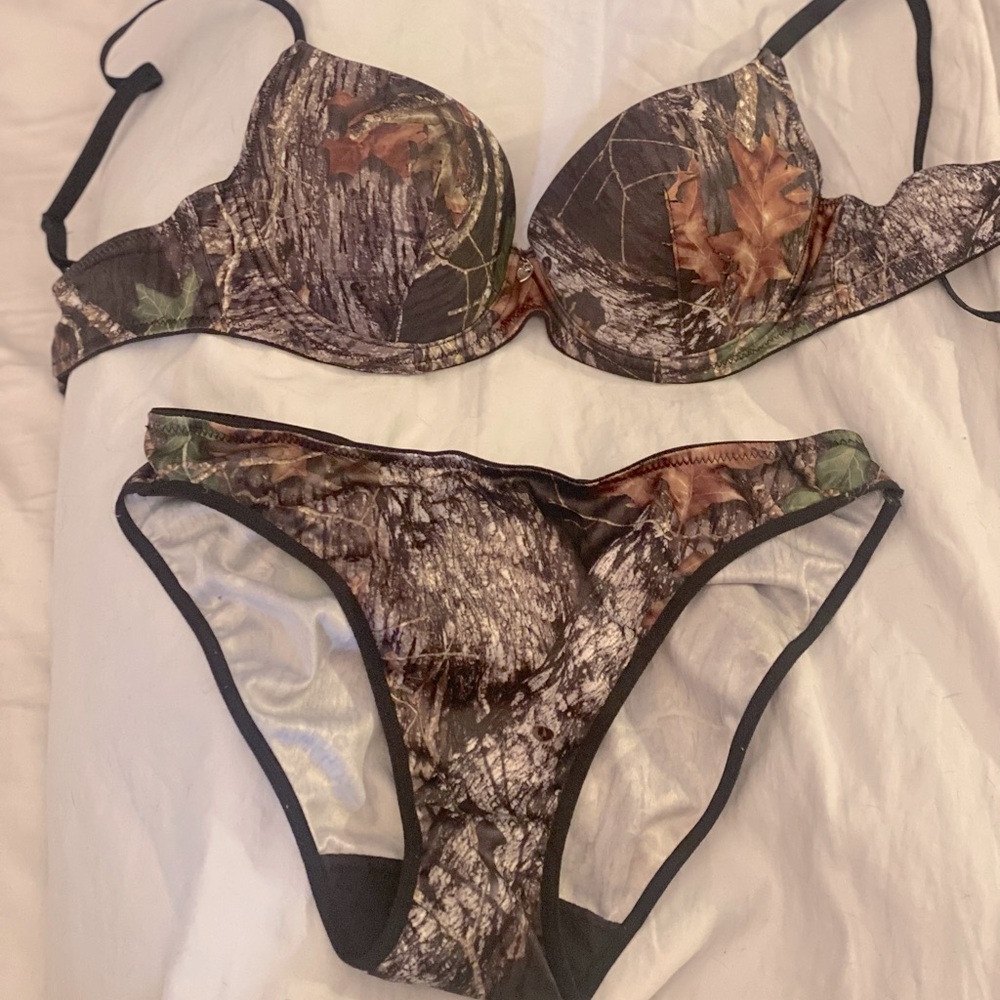 Wilderness dreams mossy oak bra and underwear 2 piece camo